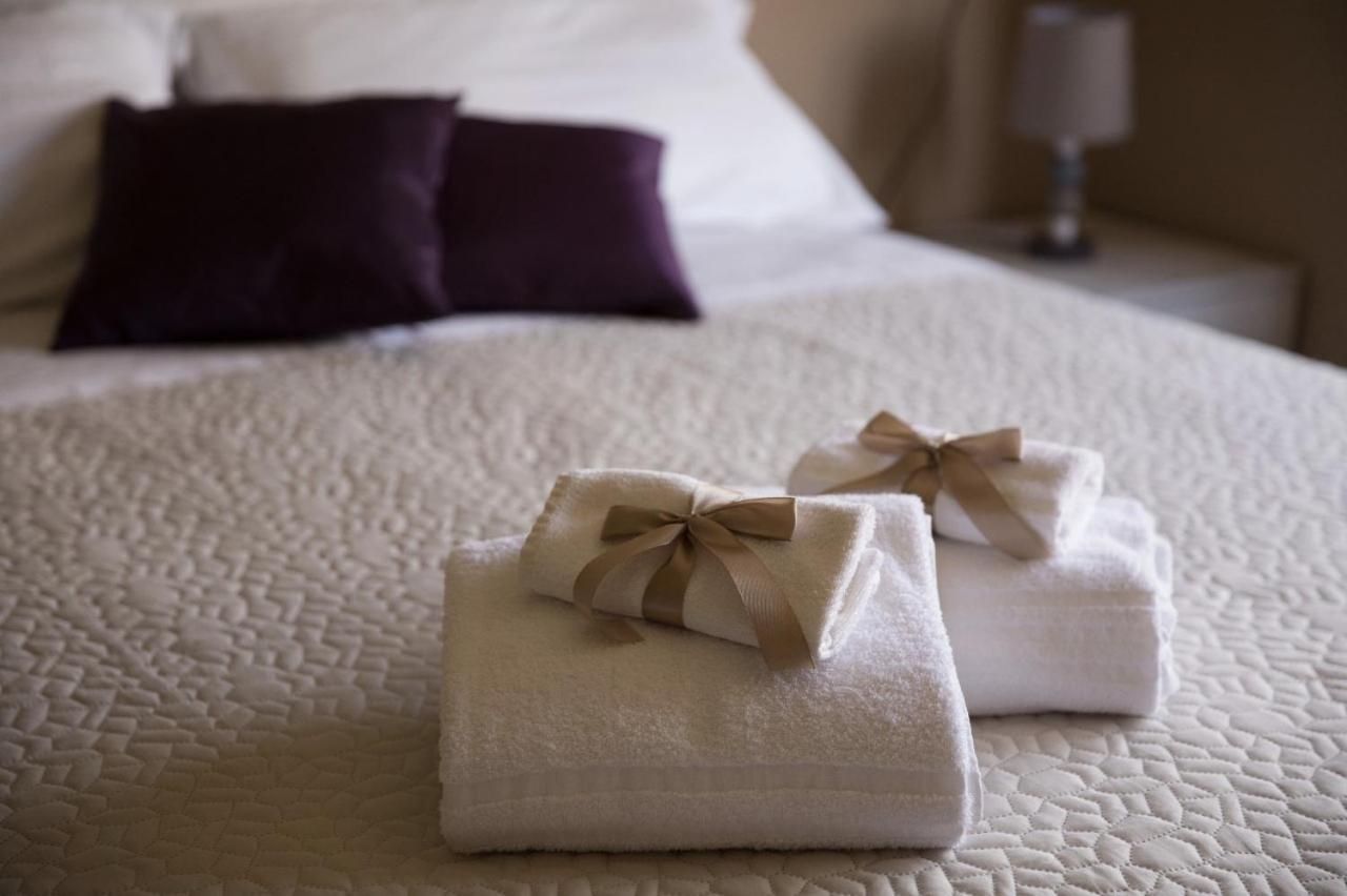 Divino Bistrot E Relais Hotel Lenola Ngoại thất bức ảnh