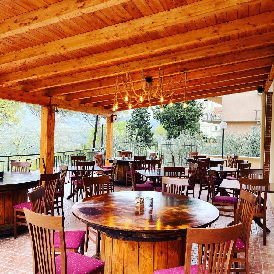 Divino Bistrot E Relais Hotel Lenola Ngoại thất bức ảnh